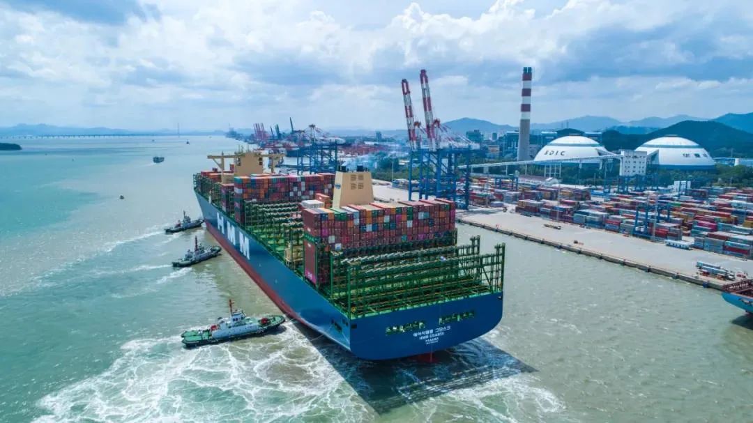 厦门港新航线采用“丝路海运”气象导航服务